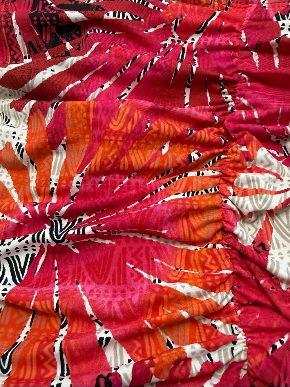 IT Figures Women's 18W Plus Underwire One Piece Swimsuit Floral NWOT - Picture 6 of 14